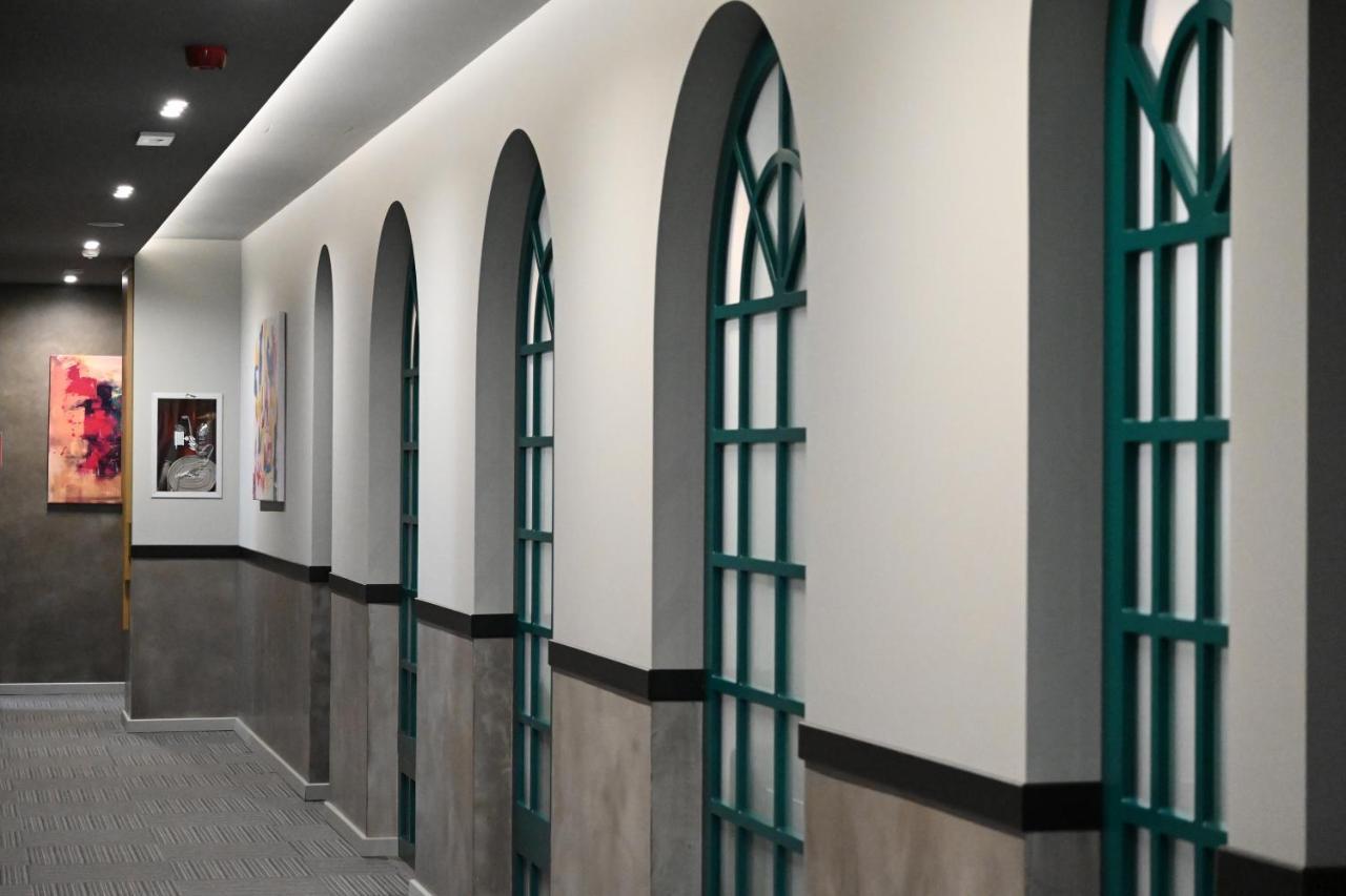 Ap Hotel Boutique Vlorë Buitenkant foto